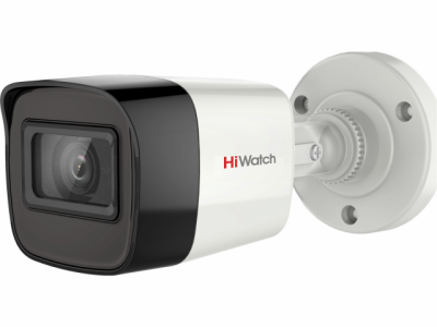 Видеокамера HiWatch DS-T520(C)